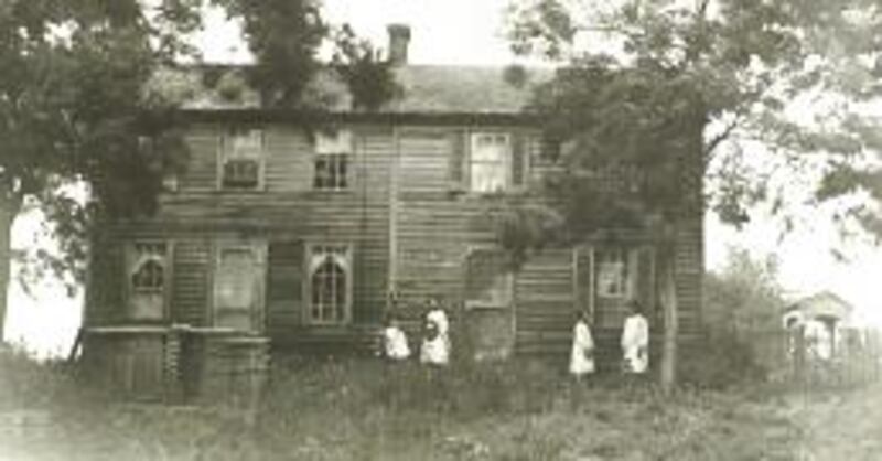 Mansion House in Nauvoo, Ill., served as hotel for many years. It has since been restored.