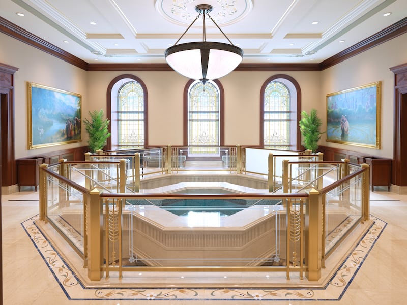 The baptistry of the Ephraim Utah Temple.