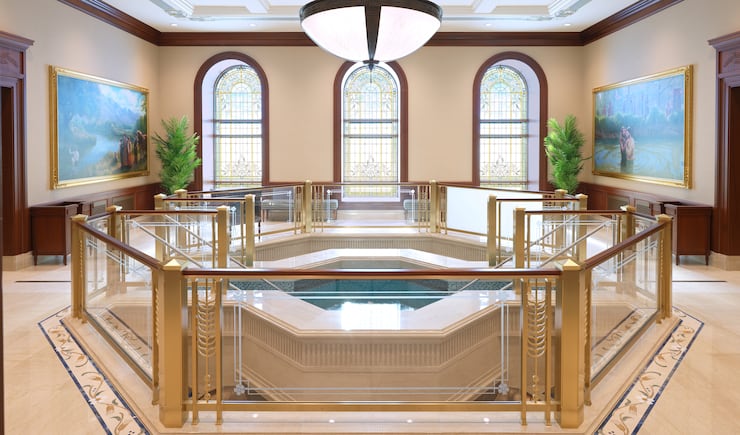 The baptistry of the Ephraim Utah Temple.