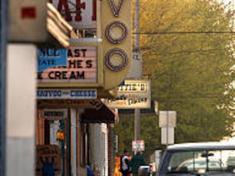 Businesses on Mulholland street in Nauvoo Illinois will soon be teaming with visitors as= the Temple