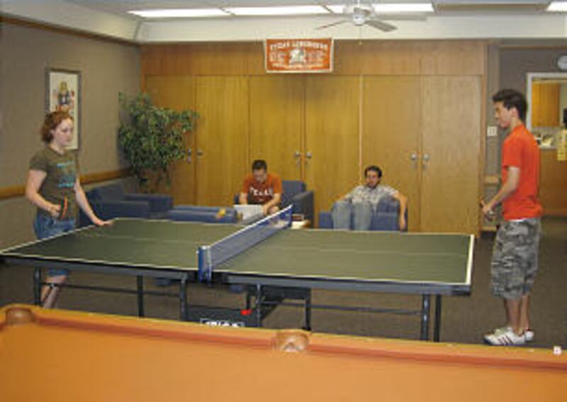 Institute students Natalie Smith, left, Matt Perrone, Stephen Seegmiller and Justin Wong, in Austin,