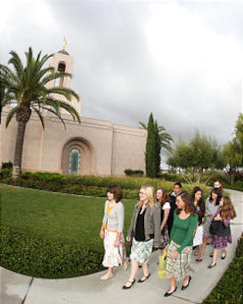 At the Newport Beach California Temple, youth from the Anaheim 2nd Ward of the Anaheim California St