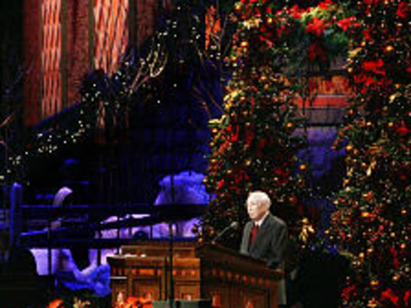 President Gordon B. Hinckley speaks during the LDS church Christmas Devotional Dec 2, 2007 in Salt L