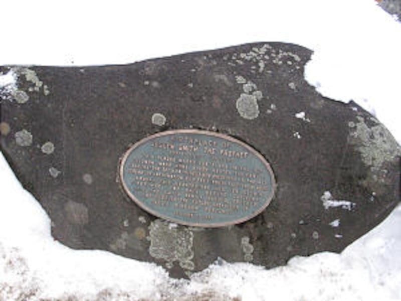 Birthplace marker denotes site of Smith home.