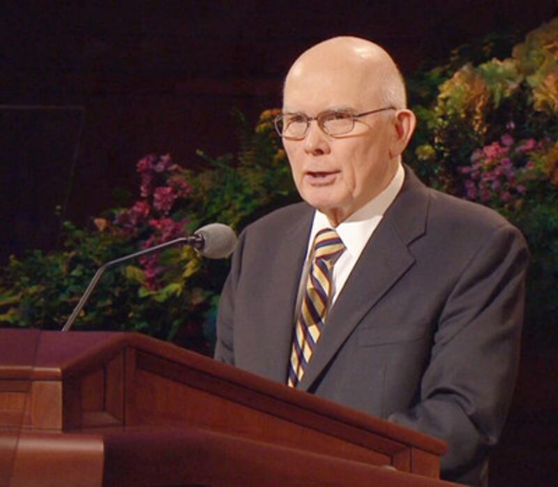 Elder Dallin H. Oaks
