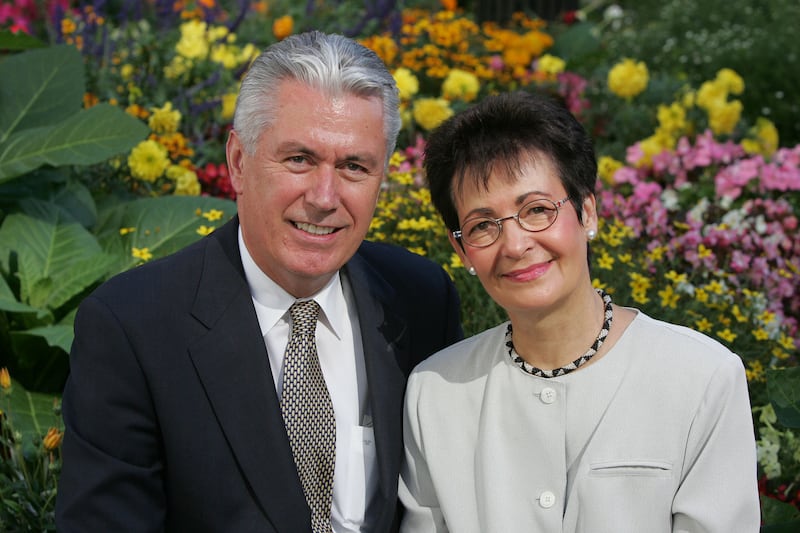 Portrait of Elder Dieter and Sister Harriet Uchtdorf, Utah Oct. 6, 2004.
