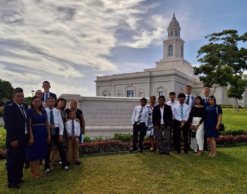 Missionaries and members of the Nueva Guinea Branch stand outside the Managua Nicaragua Temple in Managua, Nicaragua, after a tour on Sept.