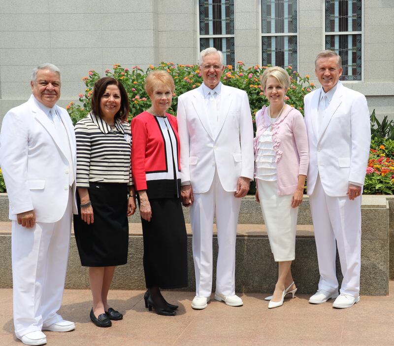 From left, Elder Benjamin De Hoyos, Sister Evelia De Hoyos, Sister Kathy Christofferson, Elder D. Todd Christofferson, Sister Nancy Duncan and Elder Kevin R. Duncan following the Nov. 3, 2019, rededication of the Asuncion Paraguay Temple.