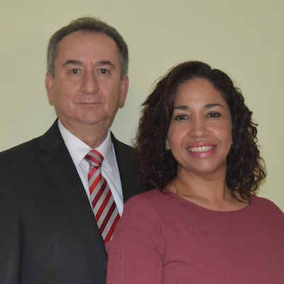 Armando and Graciela Flores de Maldonado