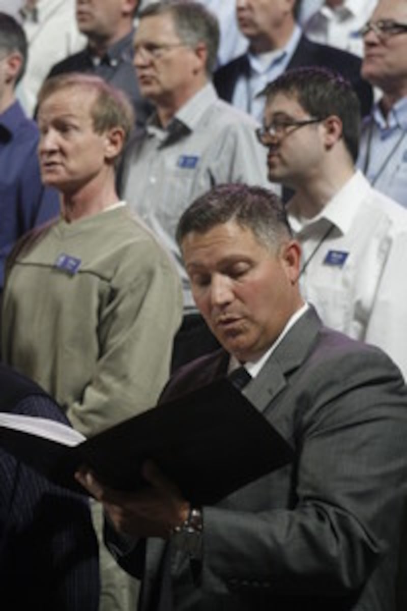 Brad Arnett, of Mesa, Ariz., sang with the Mormon Tabernacle Choir during a rehearsal on Friday. Bro