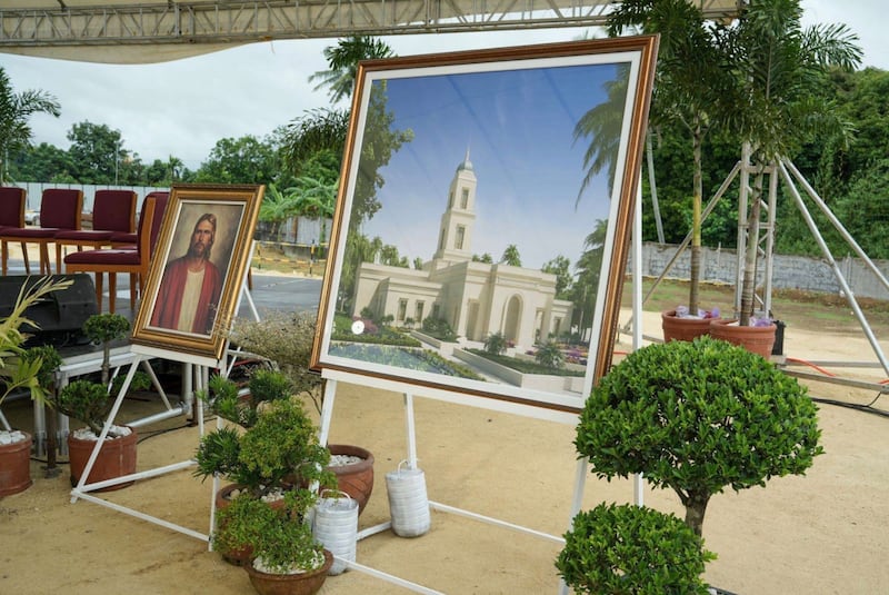 An architectural rendering of the Naga Philippines Temple is displayed during the temple’s groundbreaking on Aug. 8, 2026, in Naga City, Philippines.