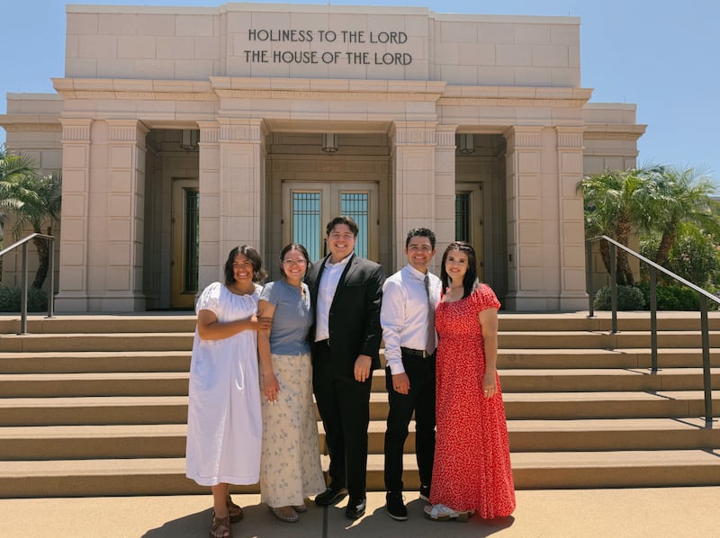 Cambrie Taylor, second to the left, stands in front of the Mesa Arizona Temple with her siblings May 23, 2026.