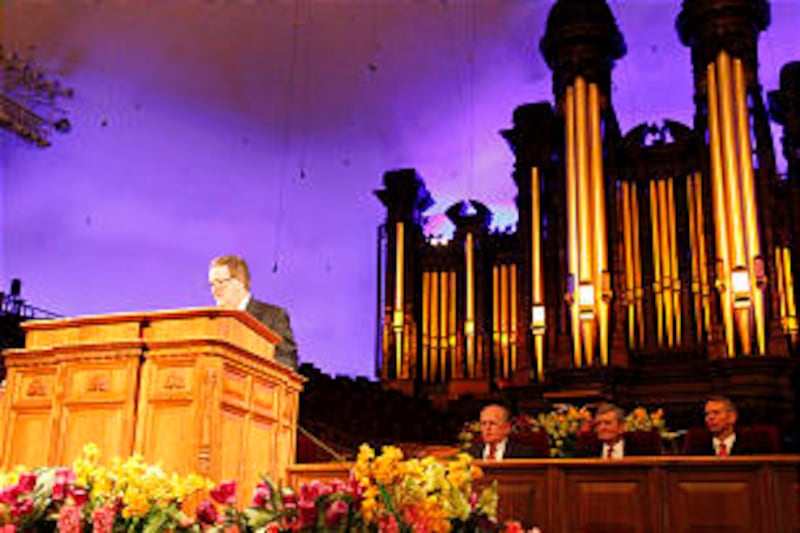 Presentation of paintings of Salt Lake Tabernacle Organ done by Fred D. Howard. He speaks at pulpit