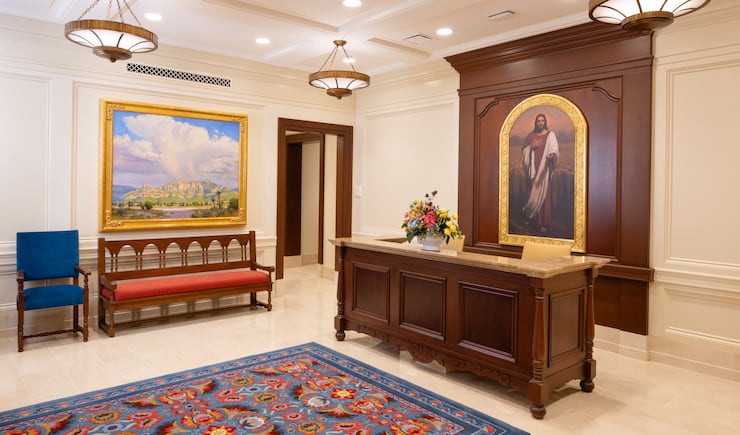 The recommend desk of the San Luis Potosí Mexico Temple.