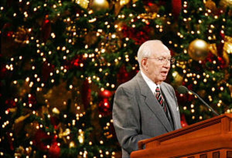 LDS Church President Gordon B. Hinckley speaks during the annual First Presidency Chirstmas Devotion