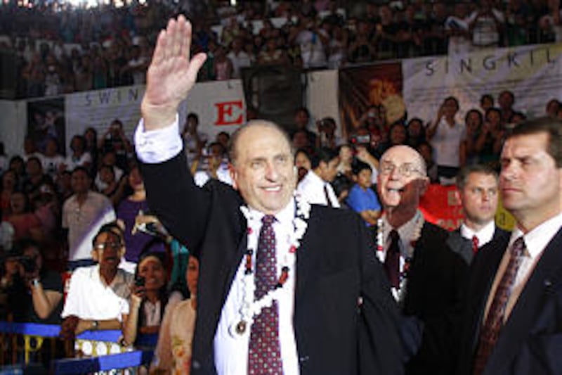Pres. Thomas S. Monson and Pres. Henry B. Eyring at the Cebu Philippines Temple cultural program.