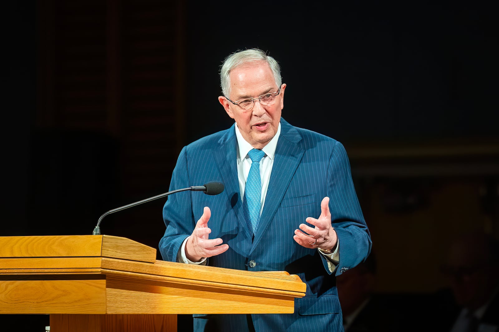 Neil Andersen Elder Neil L. Andersen’s MTC devotional on growing faith in Christ ...