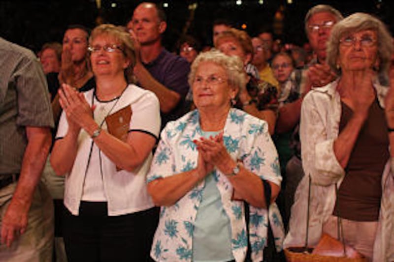 Tabernacle Choir and Orchestra at Temple Square perform concert in Iowa Events Center to audience of