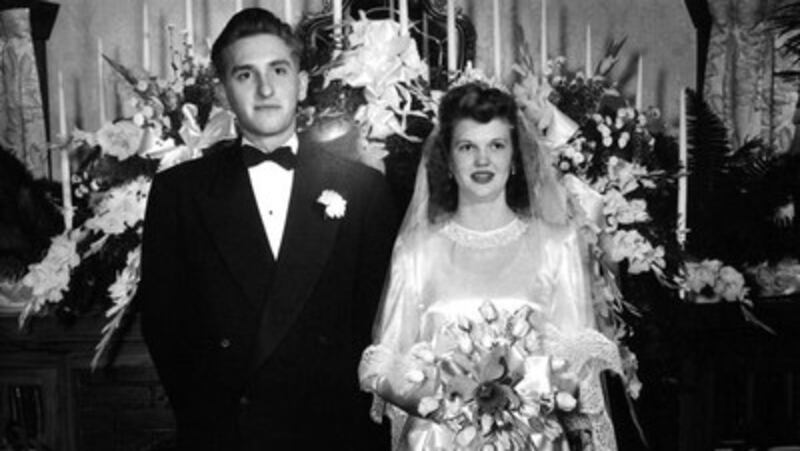 President Monson with his wife, Frances, on their wedding day.
