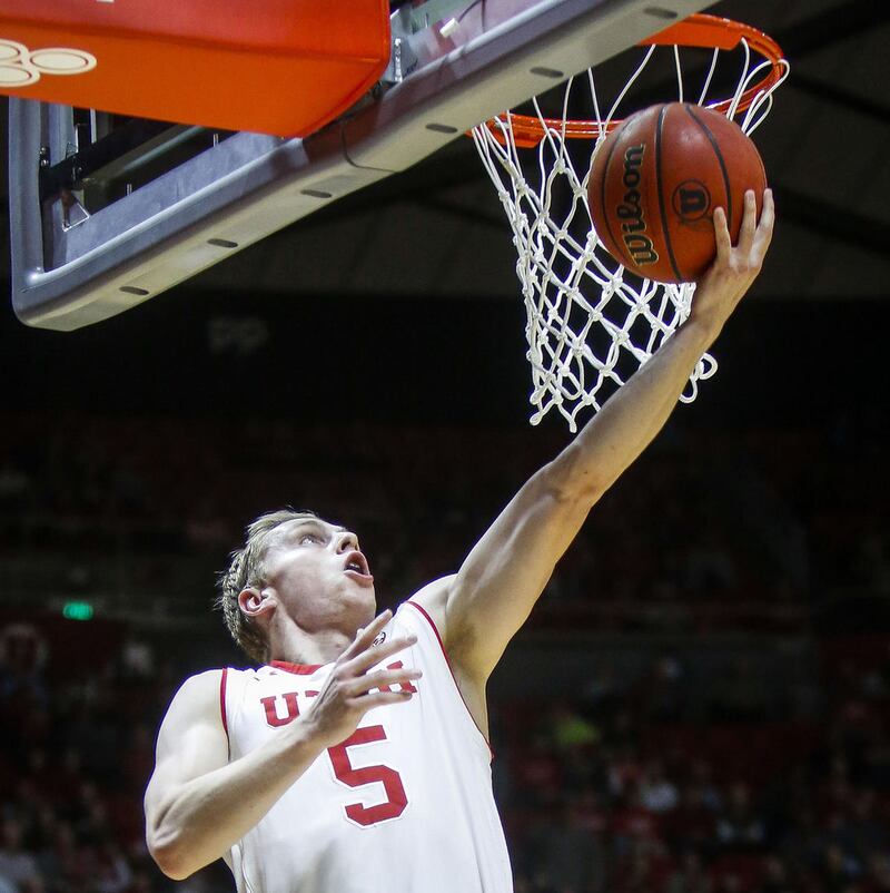 Utah Utes guard Parker Van Dyke (5) does a layup during the game against Washington State University at Jon M. Huntsman Center in Salt Lake City on Thursday, Feb. 9, 2017.