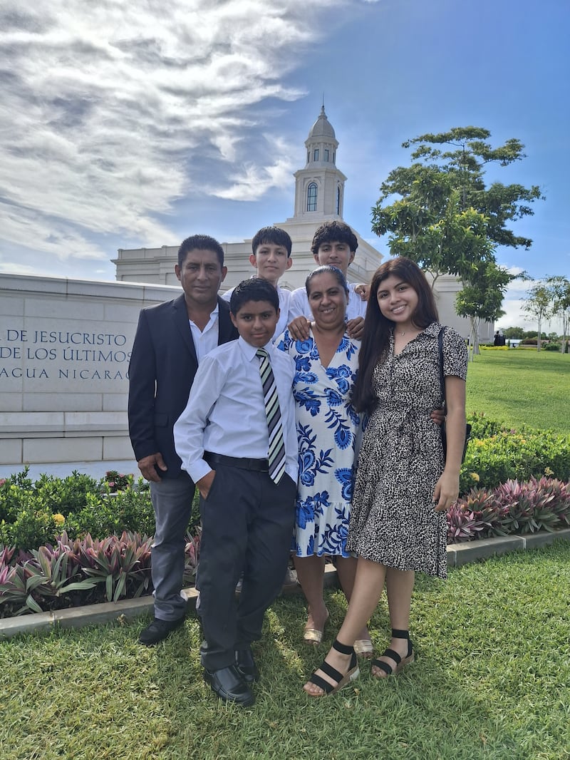 Dariana Martinez, right, stands with family members outside the Managua Nicaragua Temple in Managua, Nicaragua, after a tour on Sept. 16, 2026.