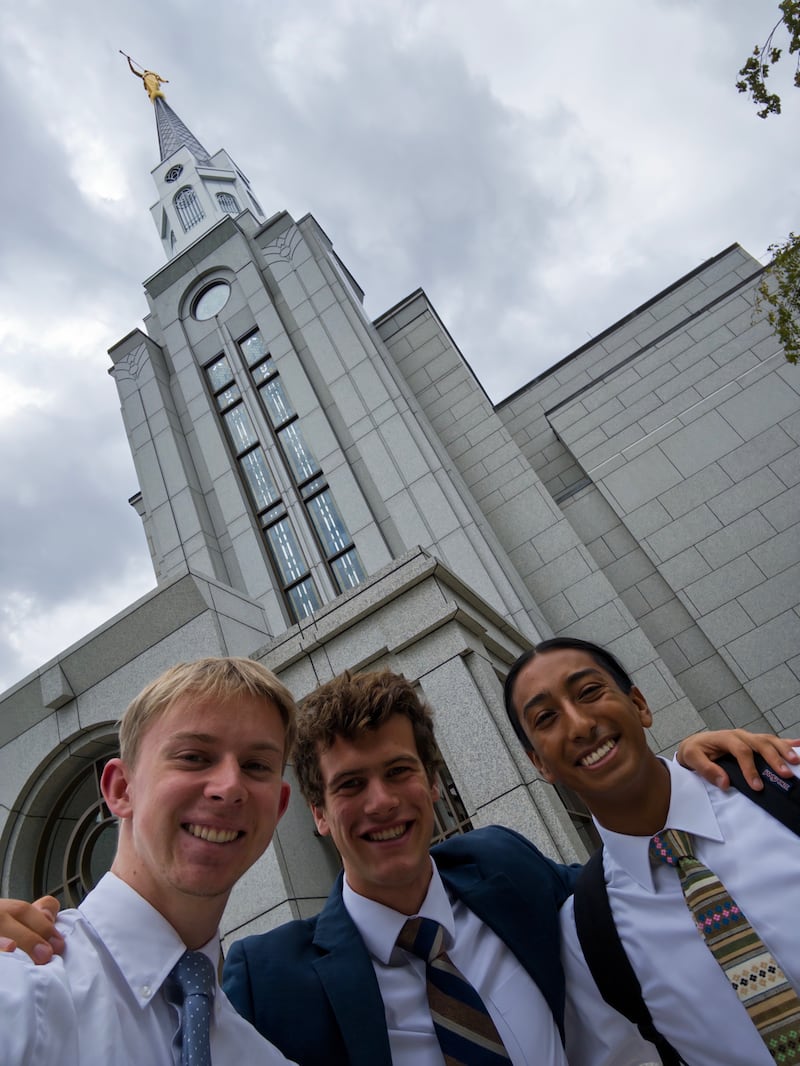 Three MIT students and YSAs take a picture at the Boston Massachusetts Temple on Sept. 13, 2025.
