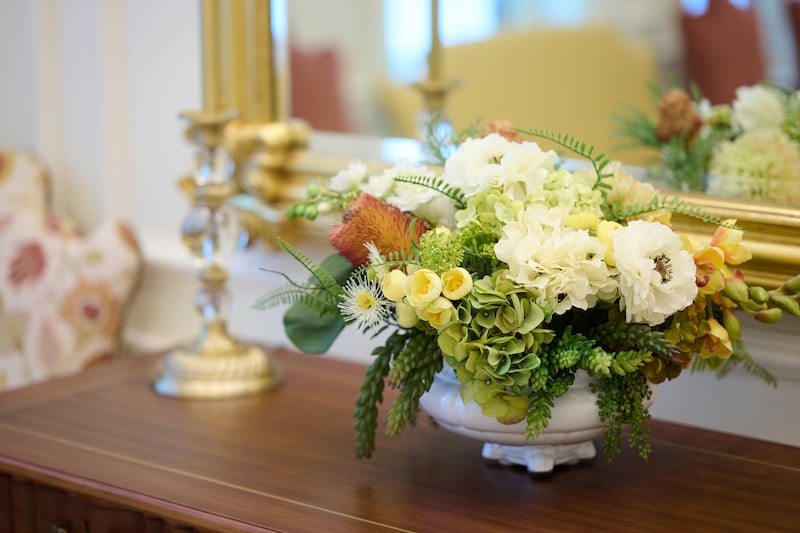 A flower vase inside the Torreón Mexico Temple.