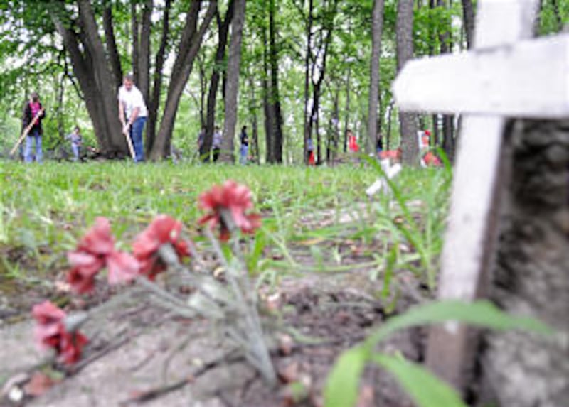 The Union Burial Society Cemetery in Frankfort, Ill.