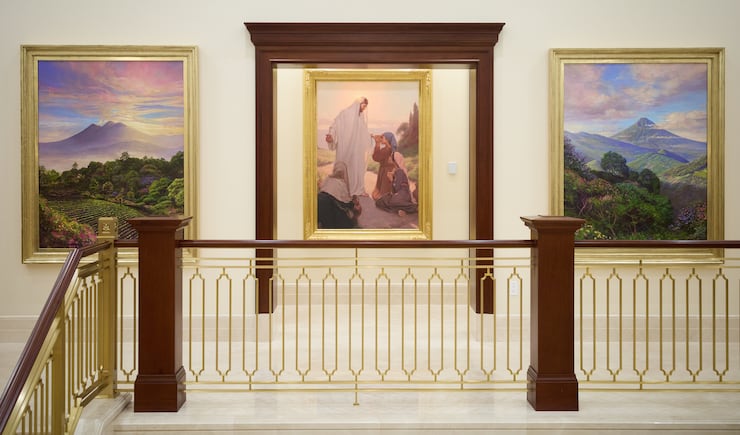 A painting of the Savior inside a hallway of the Miraflores Guatemala City Guatemala Temple.