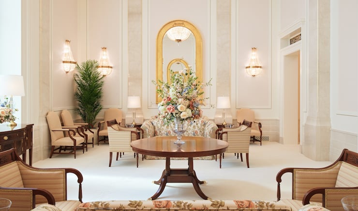 The celestial room of the Ephraim Utah Temple.