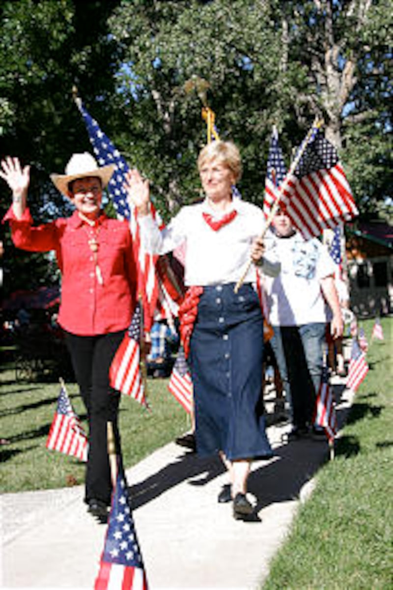 Primary General President Cheryl C. Lant, left, and Cheryl A. Esplin of the Primary General Board ta