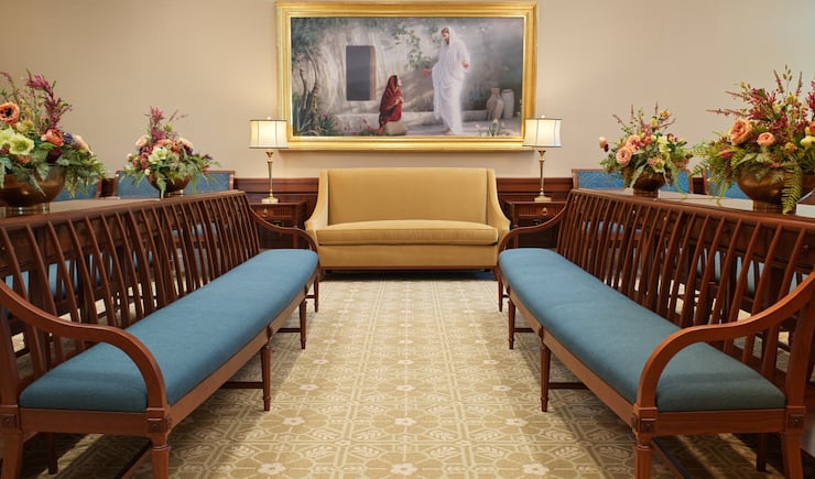 A waiting area inside the Ephraim Utah Temple.