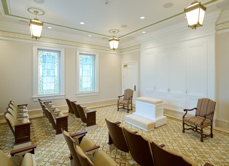 An instruction room inside the Torreón Mexico Temple.