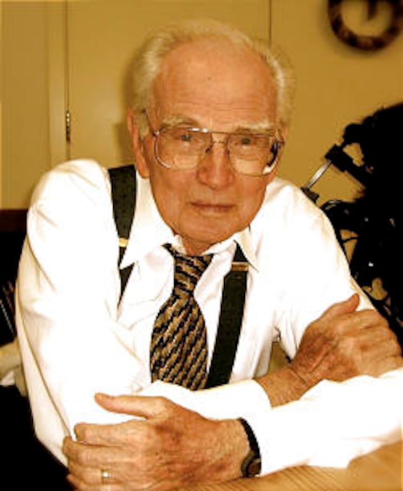 Wayne Quinton studied the use of fossil fuel to replace the use of glucose.